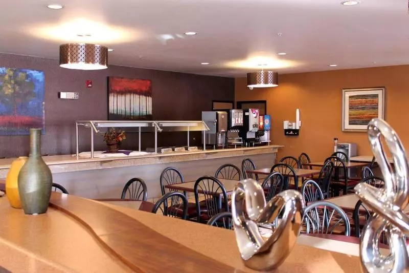 Crystal Inn Hotel & Suites   Midvalley