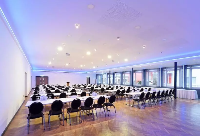 Designhotel + Congresscentrum Wienecke Xi