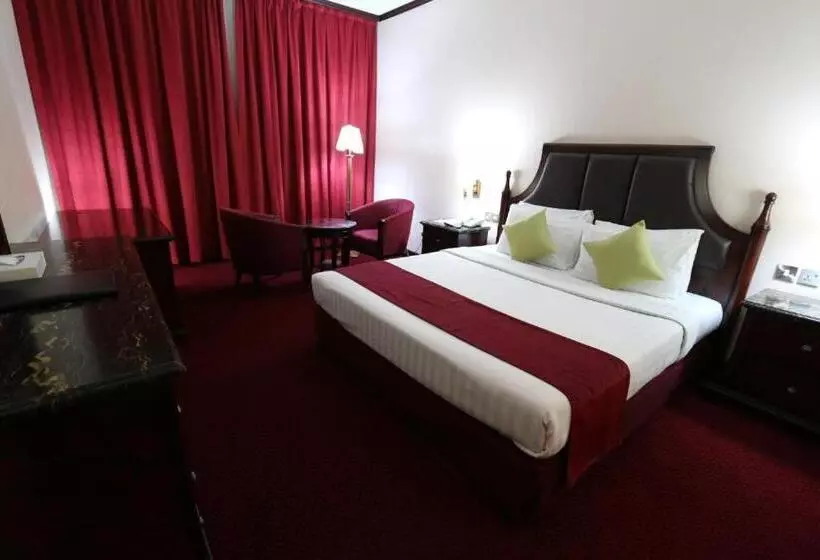 فندق Knight Armour