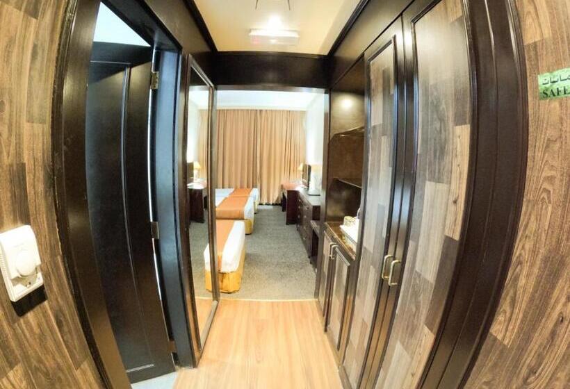 هتل Knight Armour