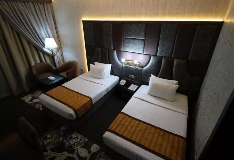 فندق Knight Armour