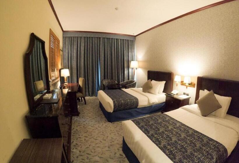 هتل Knight Armour