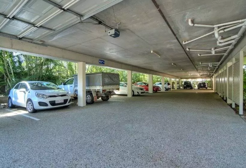 בית מלון כפרי Port Douglas Retreat