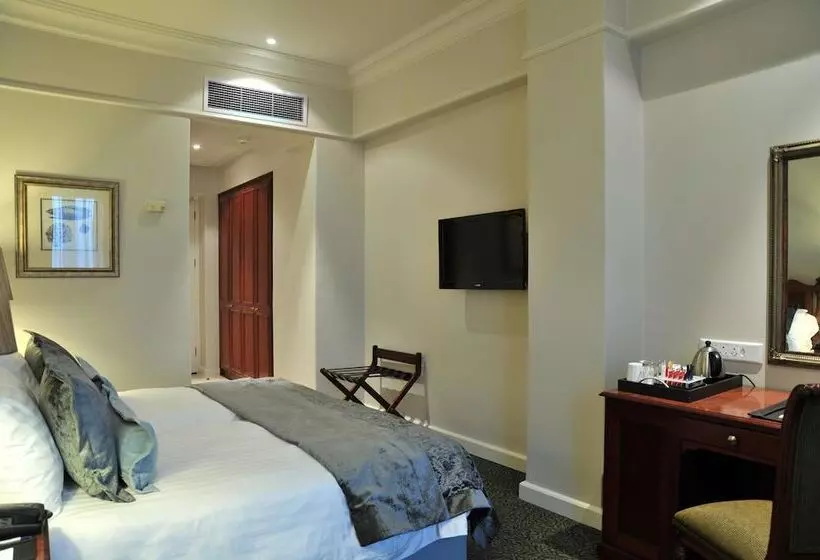 בית מלון כפרי The Edward