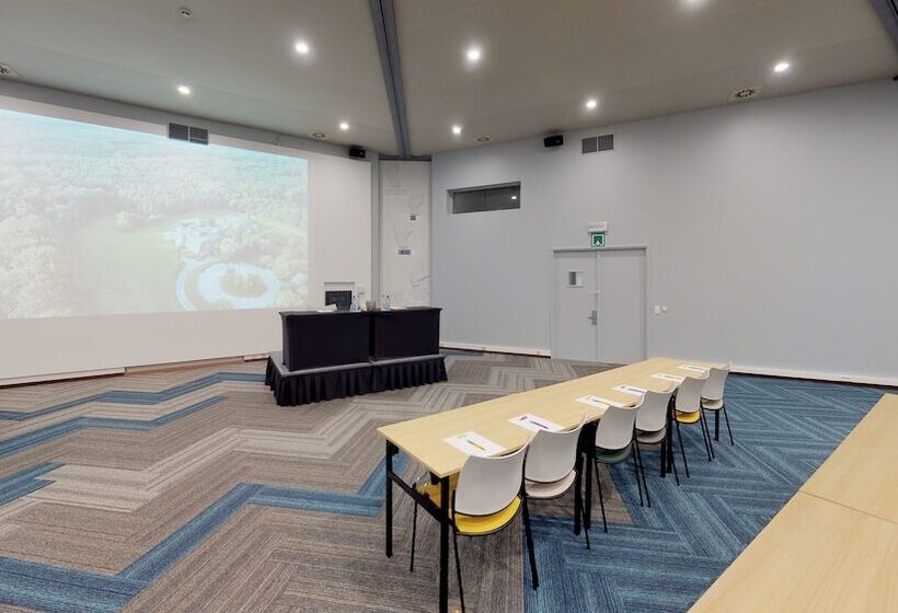 Ibis Styles Louvain La Neuve Hotel And Events