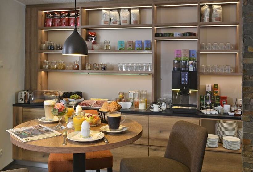 Land Gut Hotel Zur Post