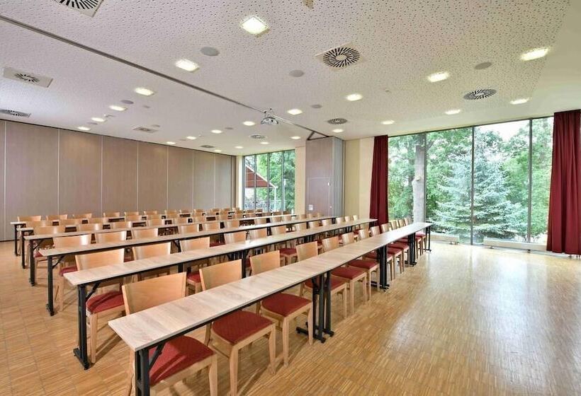 Lh Parkhotel Hluboka Nad Vltavou