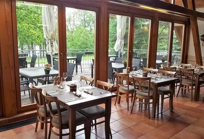 Lh Parkhotel Hluboka Nad Vltavou