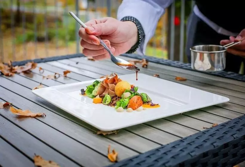 Lh Parkhotel Hluboka Nad Vltavou