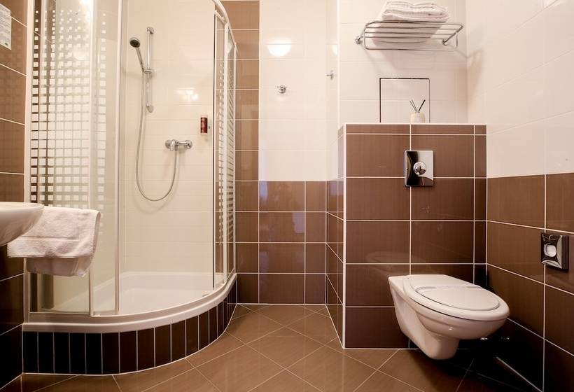 Lh Parkhotel Hluboka Nad Vltavou