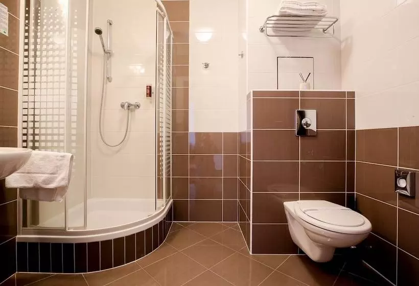 Lh Parkhotel Hluboka Nad Vltavou