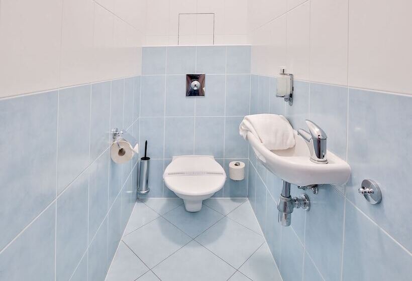 Lh Parkhotel Hluboka Nad Vltavou