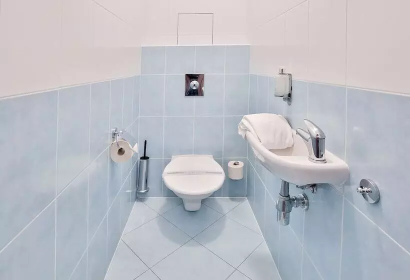 Lh Parkhotel Hluboka Nad Vltavou