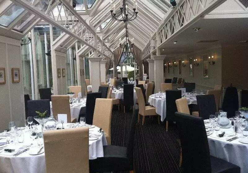 The Landmark Hotel And Leisure Club