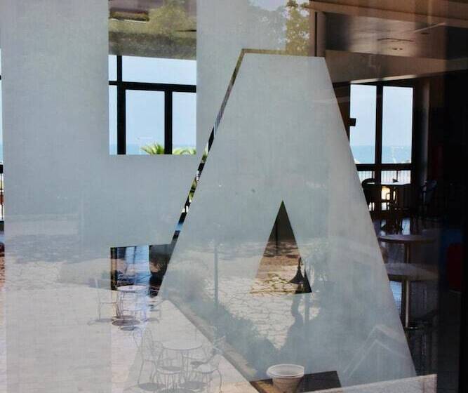 בית מלון כפרי Astoria