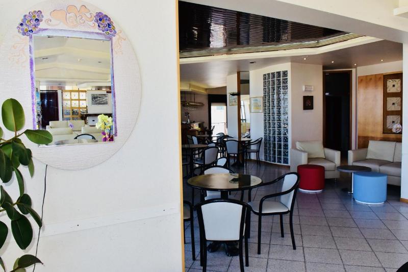 בית מלון כפרי Astoria