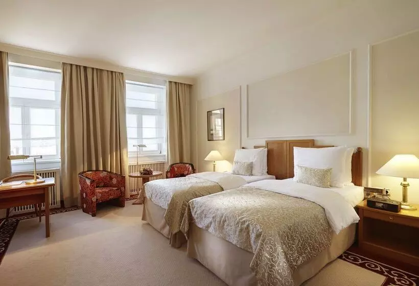 هتل Baltschug Kempinski Moscow