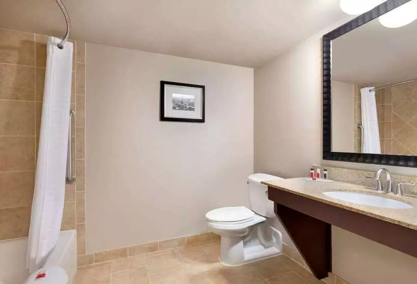 Отель Baymont By Wyndham Augusta West