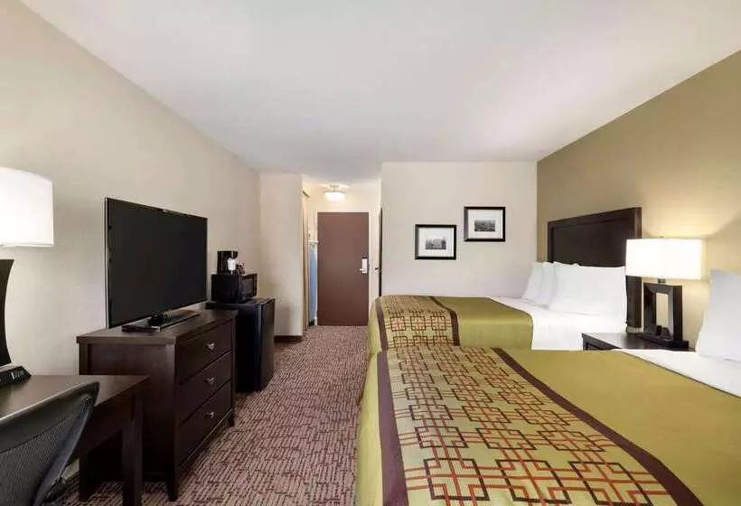 Отель Baymont By Wyndham Augusta West