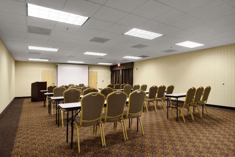 酒店 Comfort Inn & Suites