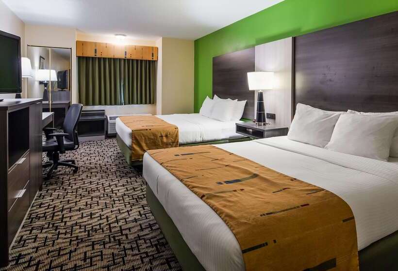 בית מלון כפרי Best Western Crown Inn & Suites   Batavia