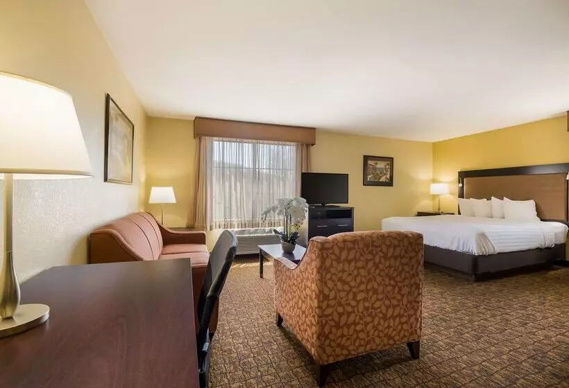 Отель Best Western Escondido