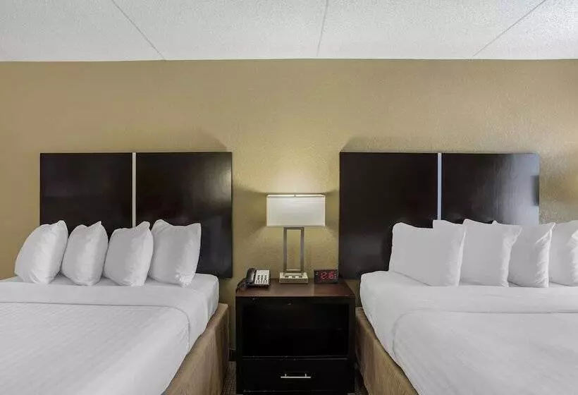 호텔 Best Western Harrisburg North