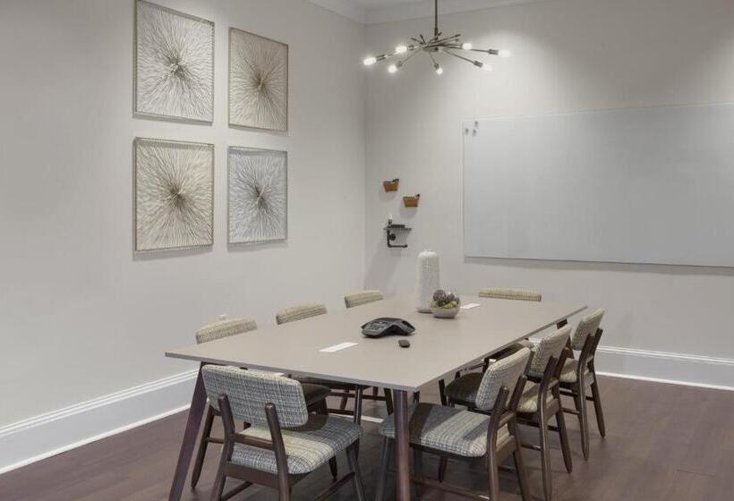 فندق Crowne Plaza Lansing, An Ihg