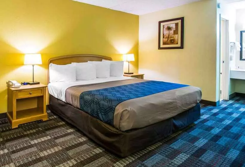 בית מלון כפרי Jax Airport