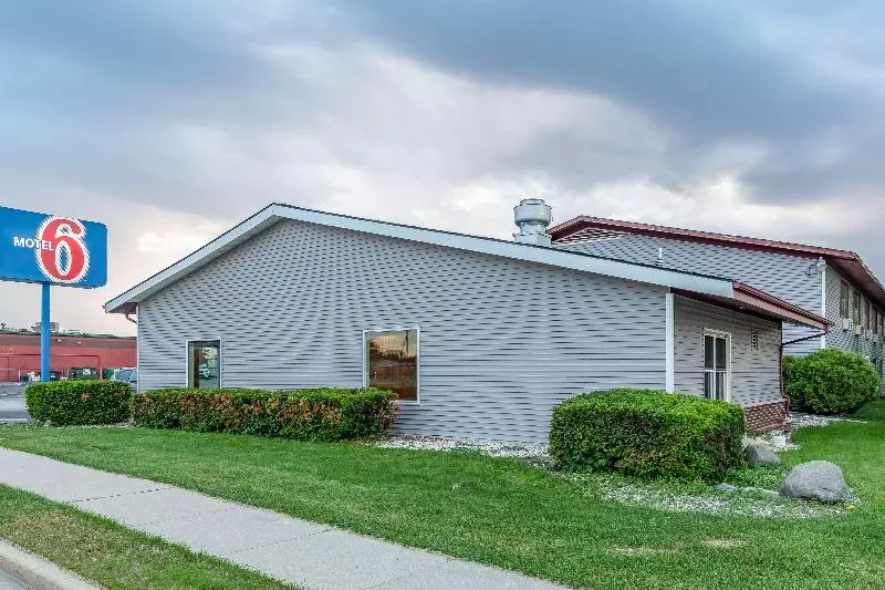 Motel 6 Fond Du Lac, Wi