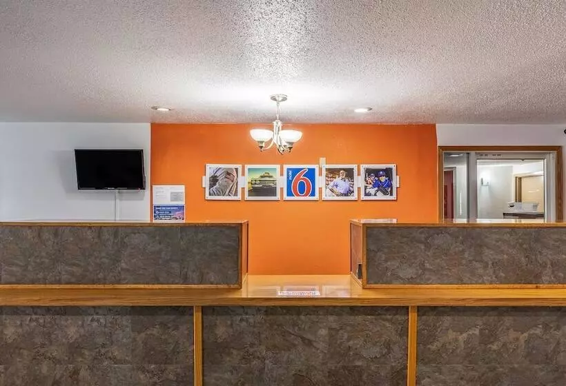 Motel 6 Fond Du Lac, Wi