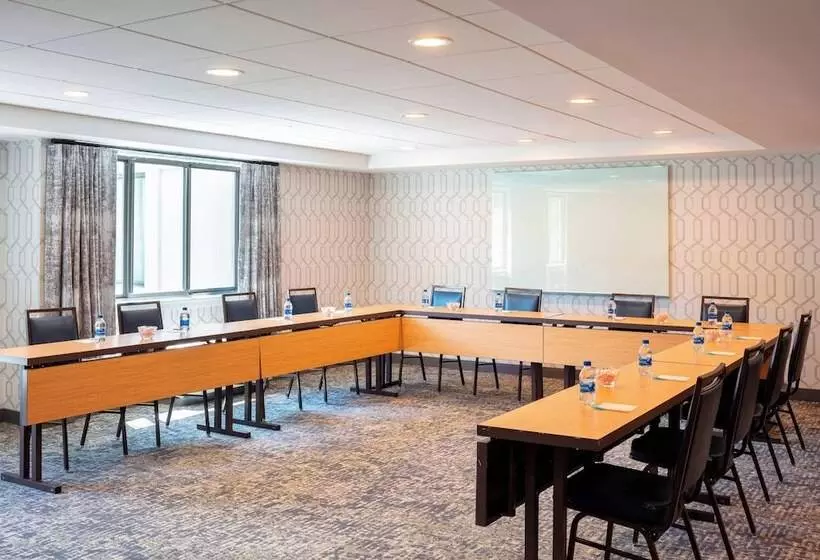 酒店 Fairfield Inn & Suites By Marriott Providence Airport Warwick