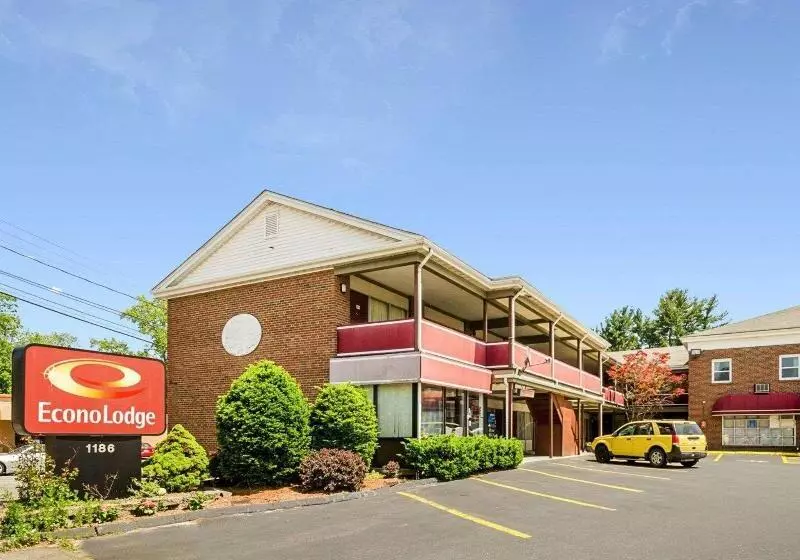 酒店 Framingham Inn