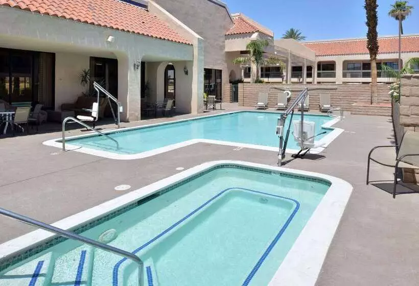 酒店 Signature Inn Indio I 10