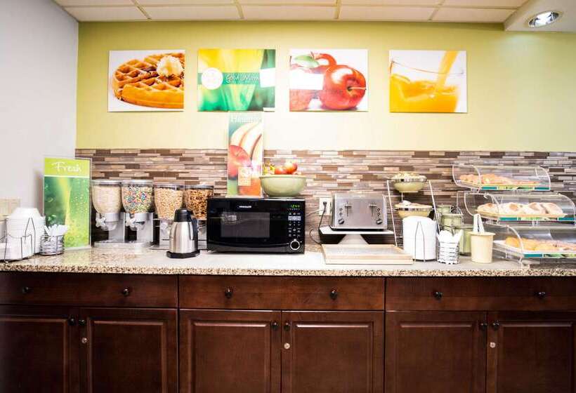 酒店 Quality Inn Cromwell  Middletown