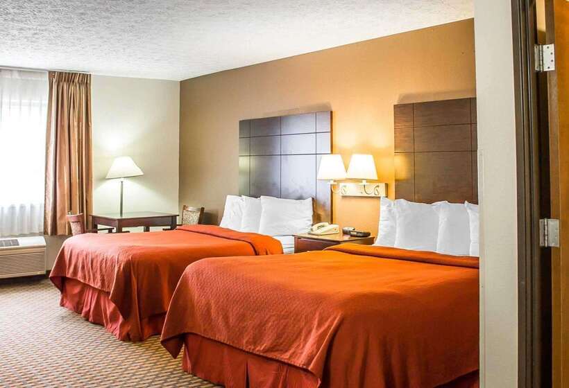 Отель Quality Inn