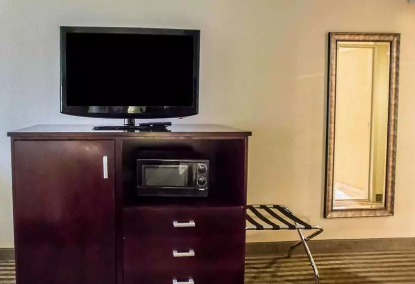 酒店 Quality Inn Mill Hall   Lamar