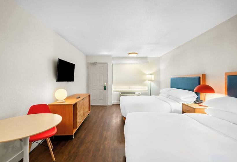 酒店 Signature Inn Indio I 10