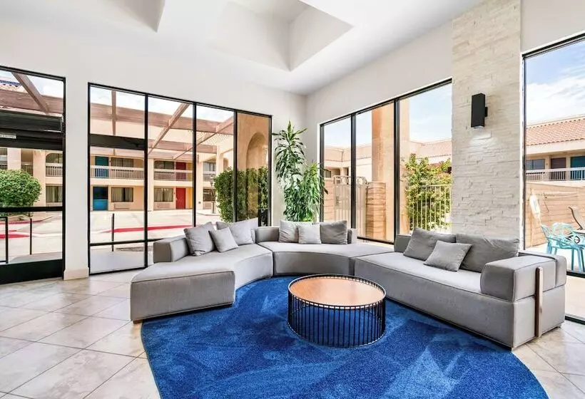 酒店 Signature Inn Indio I 10