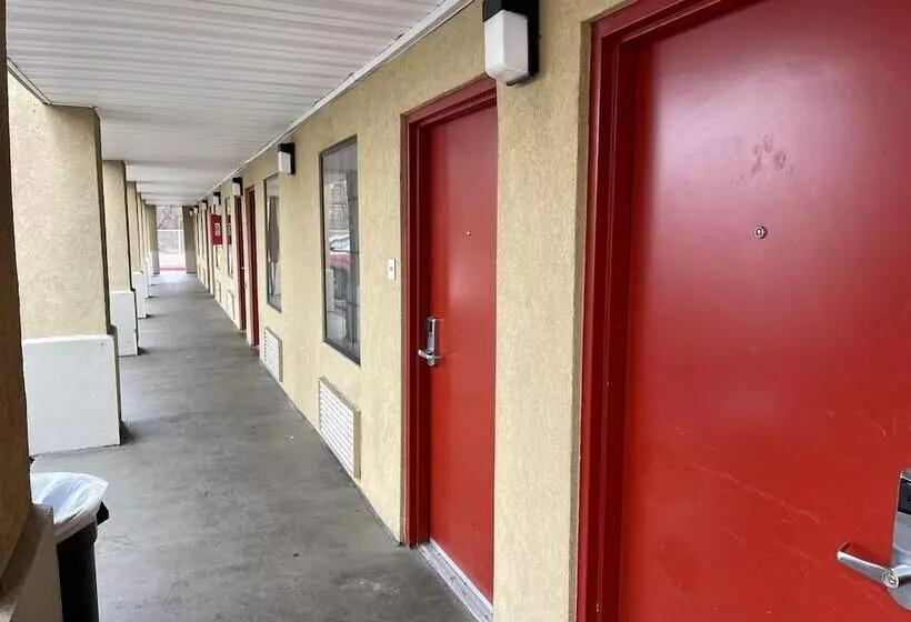 酒店 Red Carpet Inn Philadelphia Airport