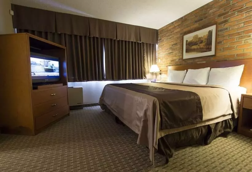 호텔 Travelodge By Wyndham Thunder Bay On