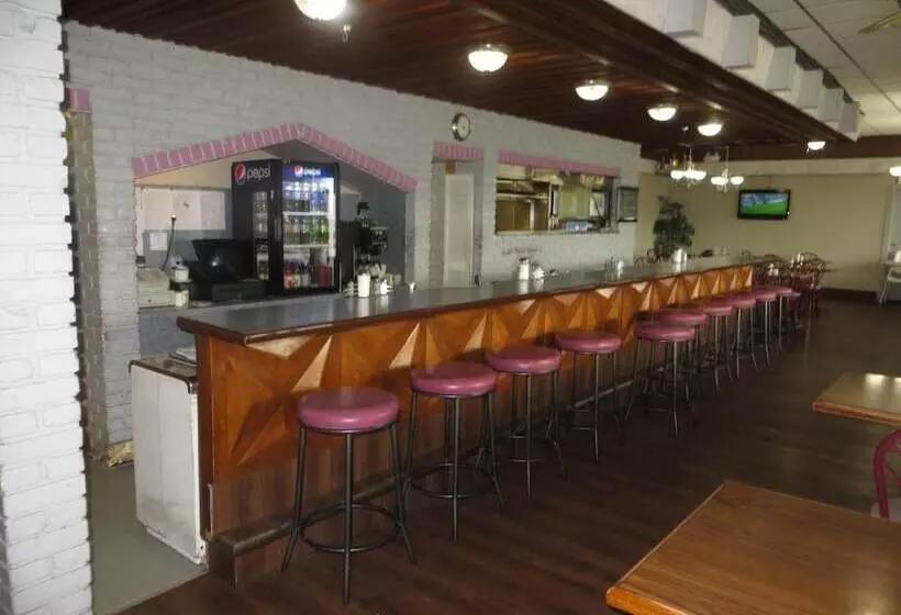 ホテル Airport Motor Inn