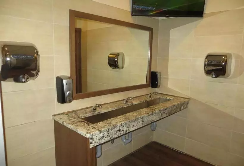 ホテル Airport Motor Inn