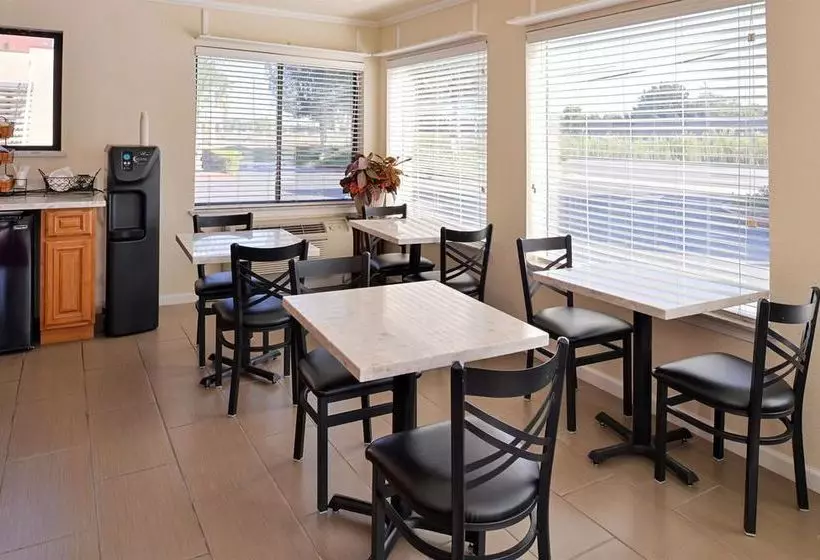 Отель Americas Best Value Inn Sunnyvale