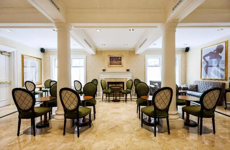 Отель Chateau Versailles