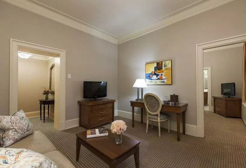 Отель Chateau Versailles