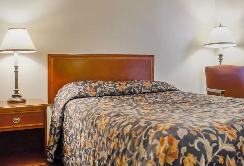 호텔 Econo Lodge Laval