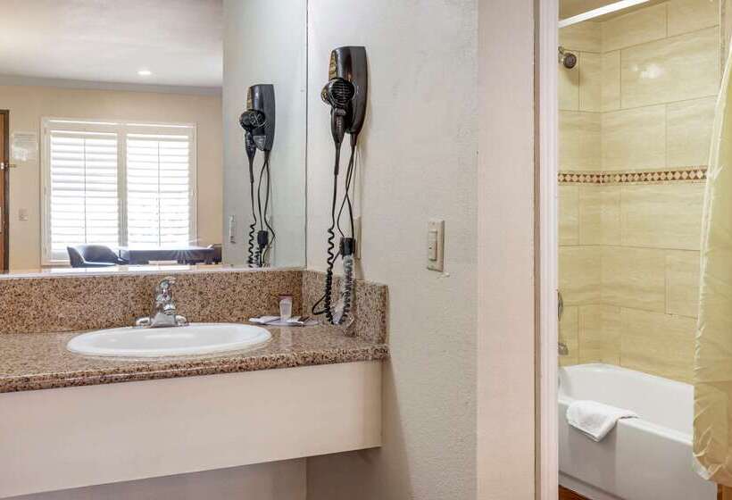Отель Econo Lodge Moreno Valley