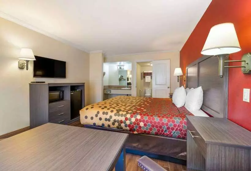 Hotelli Econo Lodge Moreno Valley