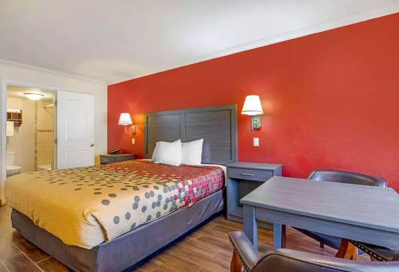 Hotelli Econo Lodge Moreno Valley